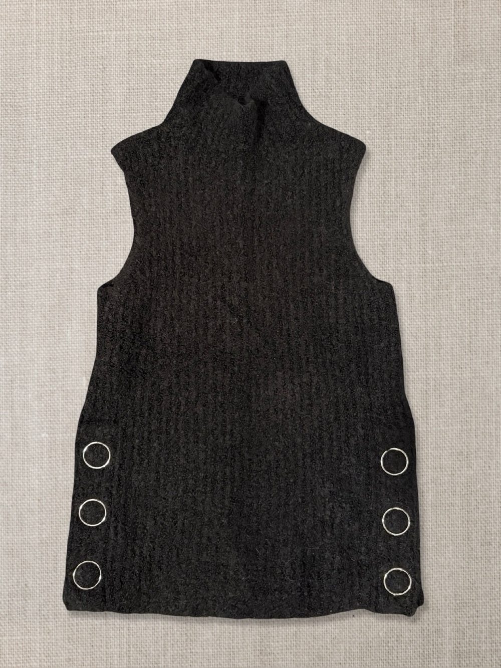Club Monaco Alpaca Hair Turtleneck Sleeveless Sweater
